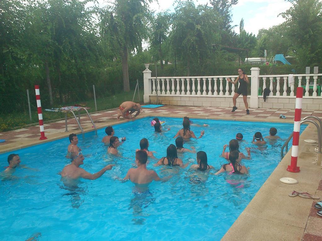 Cubillas de Santa Marta Camping Cubillas מראה חיצוני תמונה