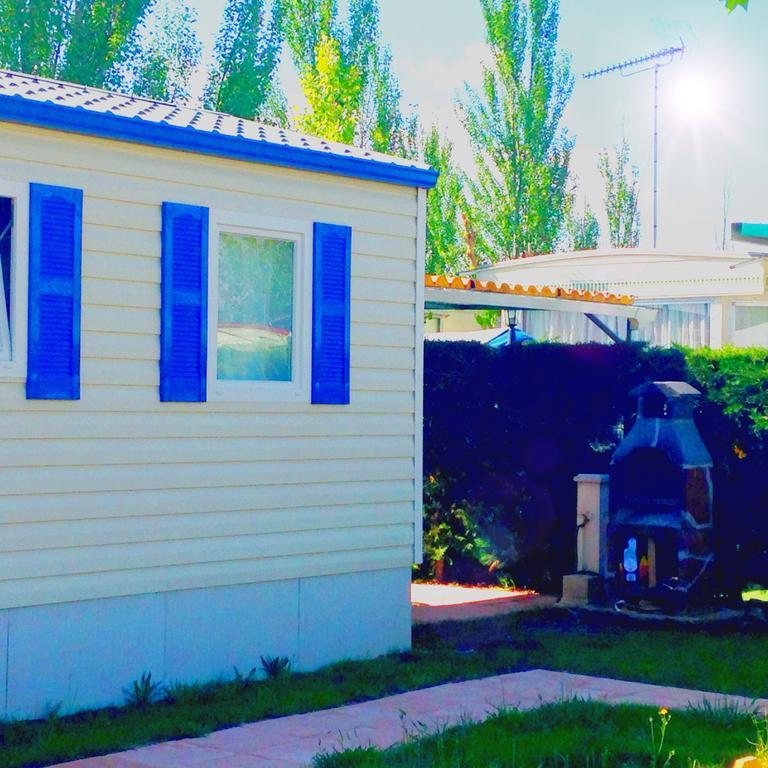 Cubillas de Santa Marta Camping Cubillas מראה חיצוני תמונה